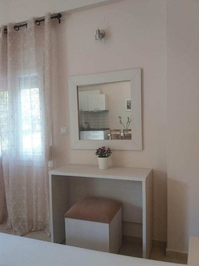 גליקי Dimitriou Rooms מראה חיצוני תמונה