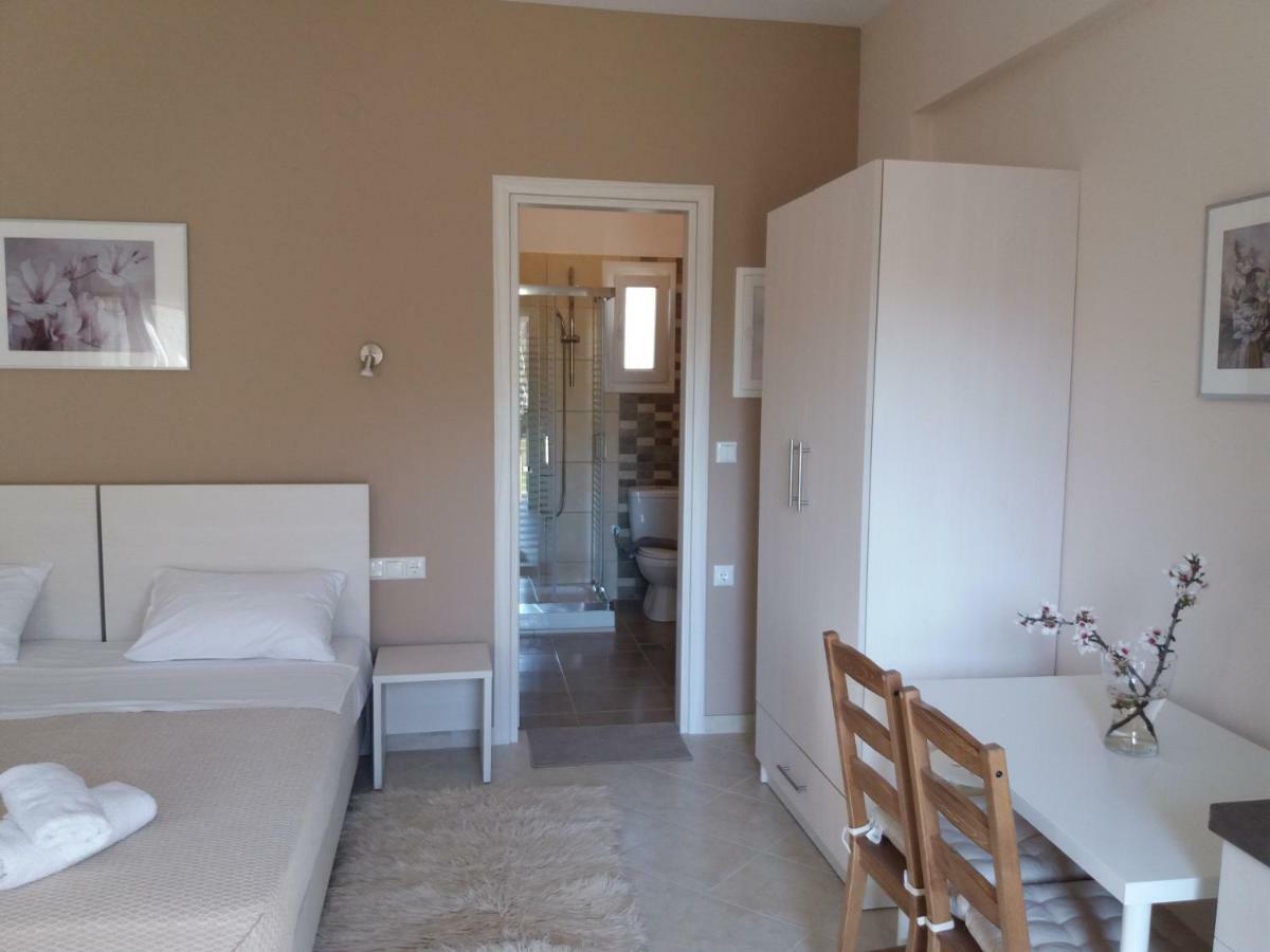 גליקי Dimitriou Rooms מראה חיצוני תמונה