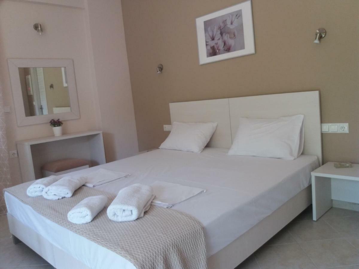 גליקי Dimitriou Rooms מראה חיצוני תמונה