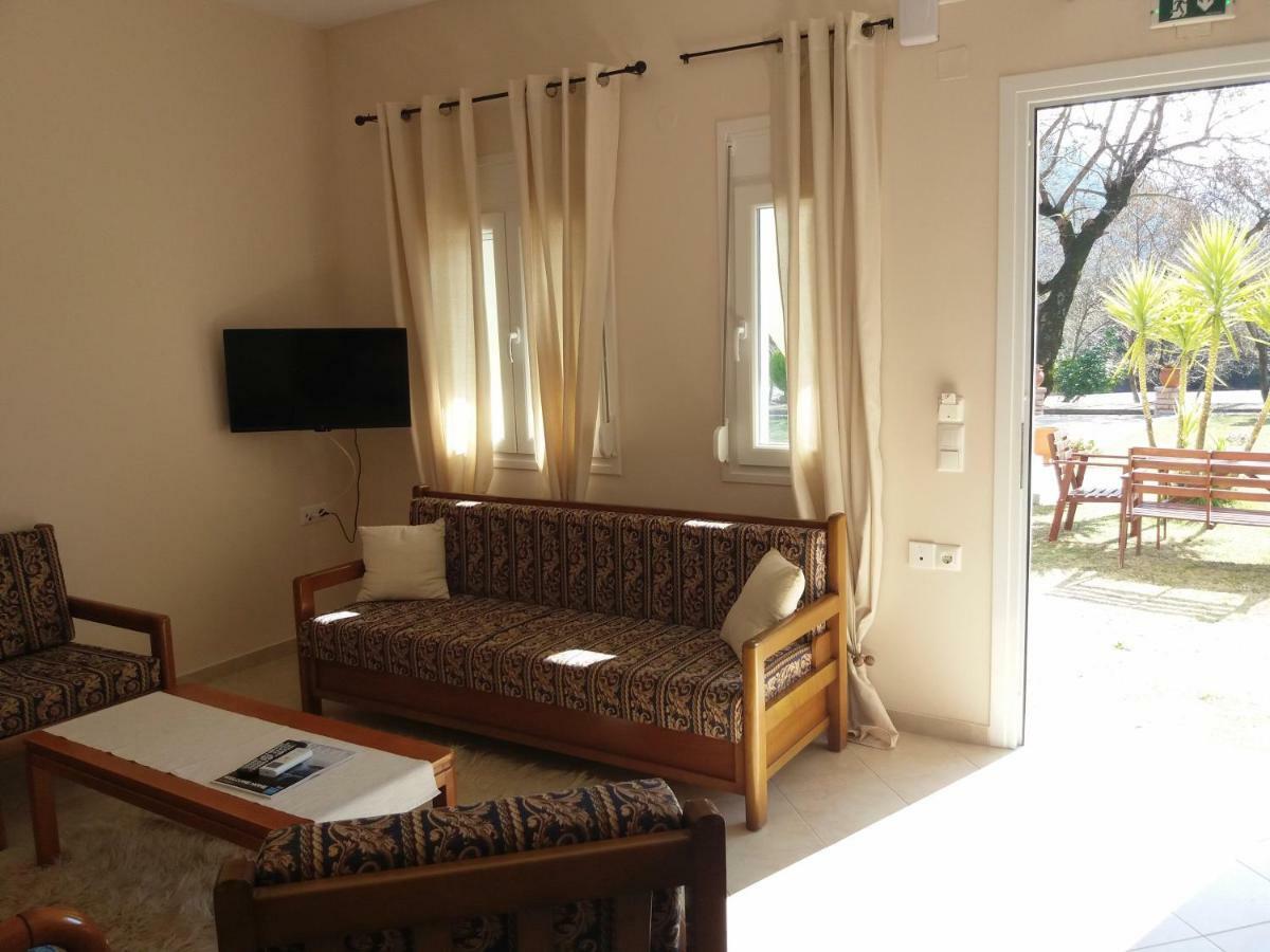 גליקי Dimitriou Rooms מראה חיצוני תמונה