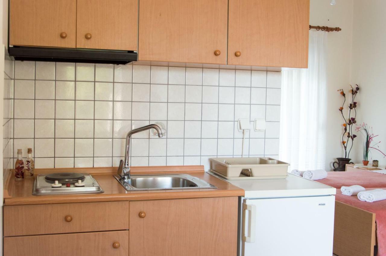 גליקי Dimitriou Rooms מראה חיצוני תמונה